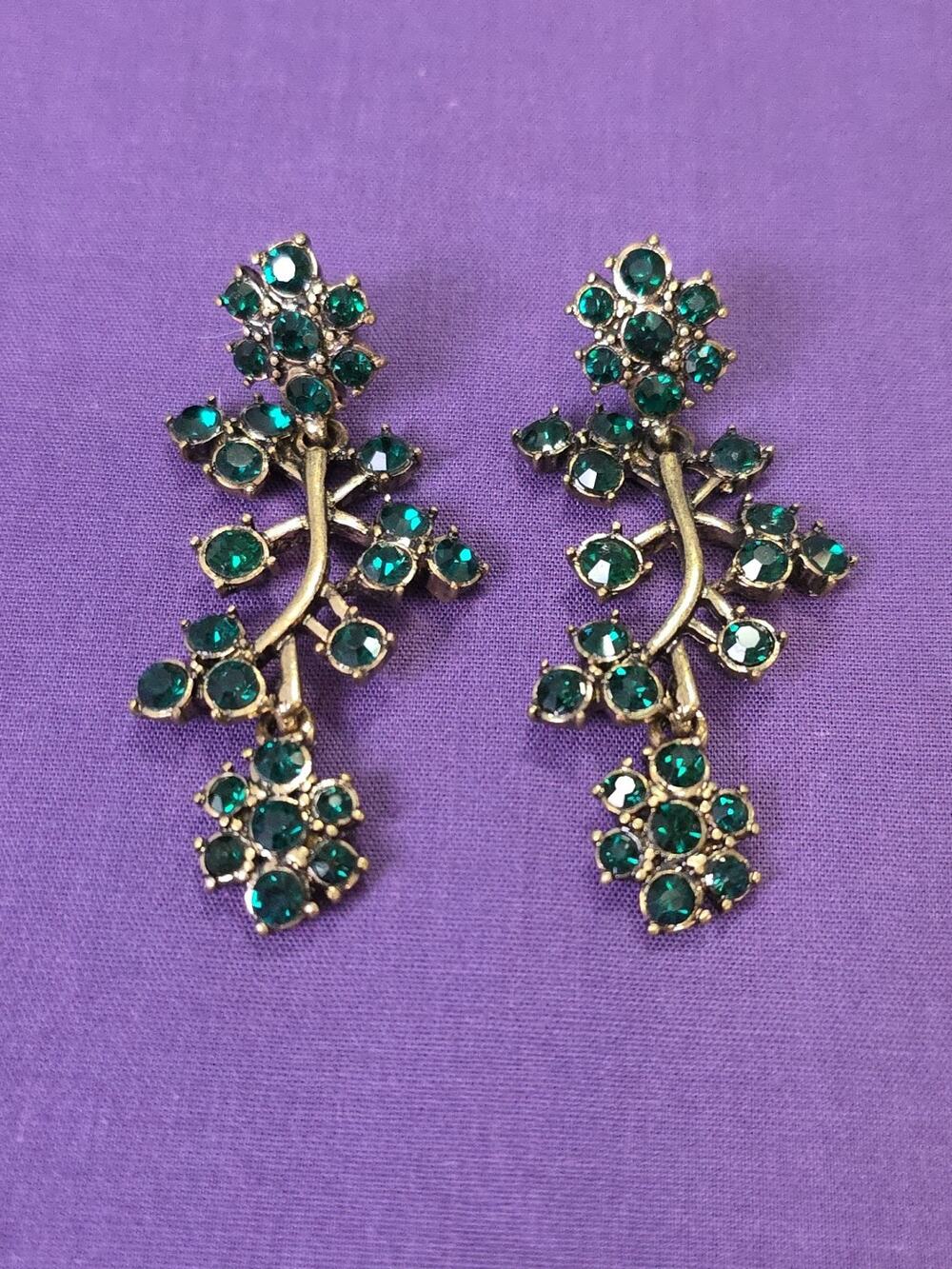 Green Rhinestone Crystal Flower Chandelier Dangle Earrings Antiqued Gold Tone